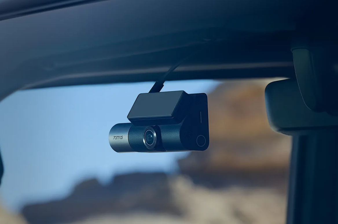 กล้องติดรถยนต์แบบมีหน้าจอกับไม่มีหน้าจอ เลือกแบบไหนดีกว่าสำหรับคุณ?